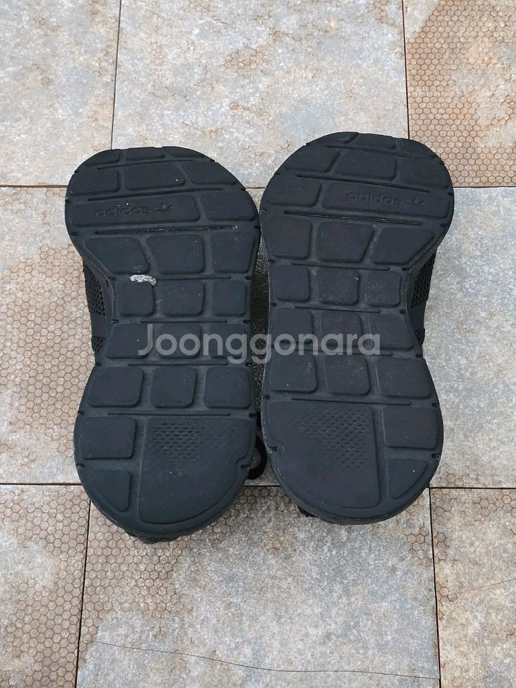 (255)아디다스 스위프트 런 코어 블랙 운동화 런닝화--7