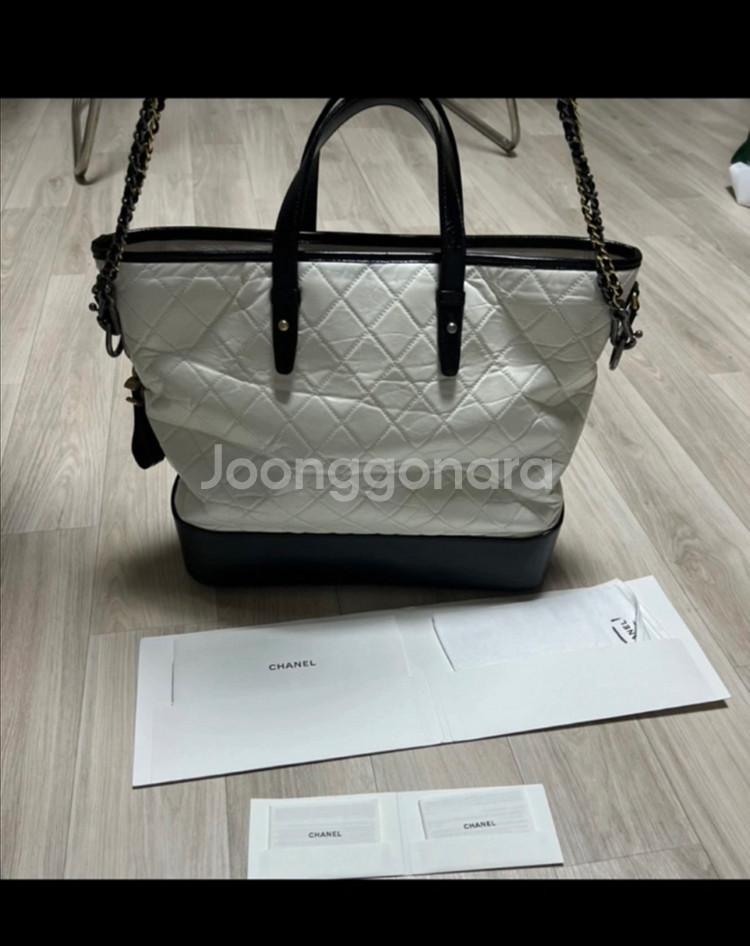 샤넬 가브리엘 호보백 라지 화이트--0