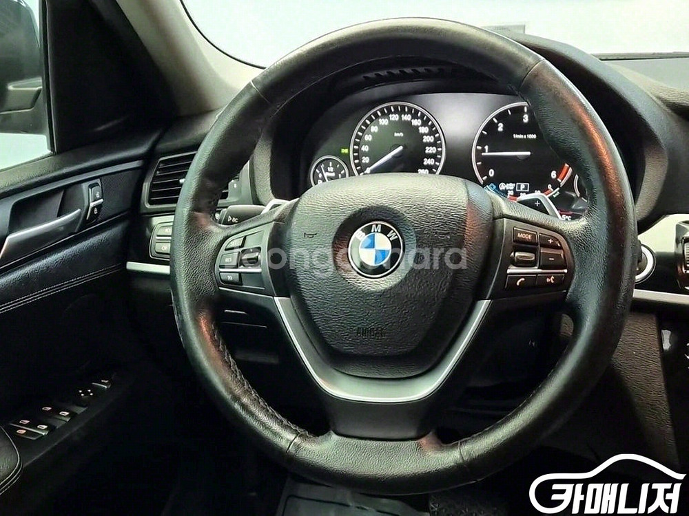 [BMW]X4 (F26) xDrive 20d (5인승)--8