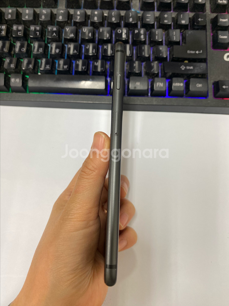 아이폰8플러스 스그 A급 64GB 배터리100%--5
