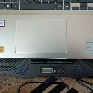 ASUS Vivobook 16 X1607CA