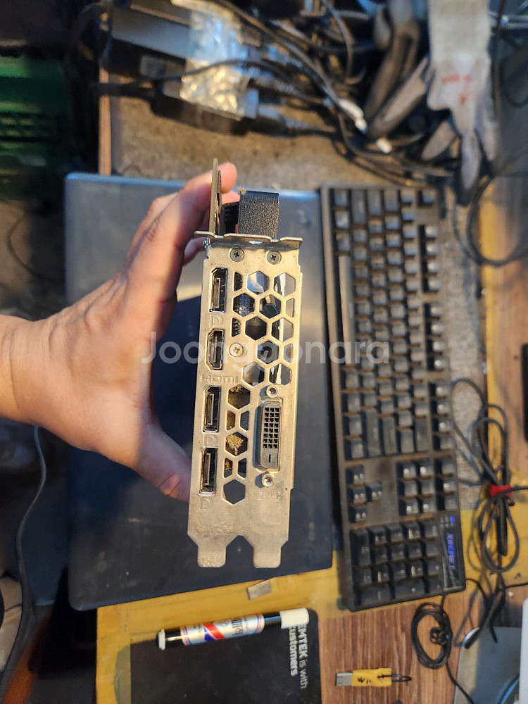 그래픽<934>gtx1070ti 8g msi--2