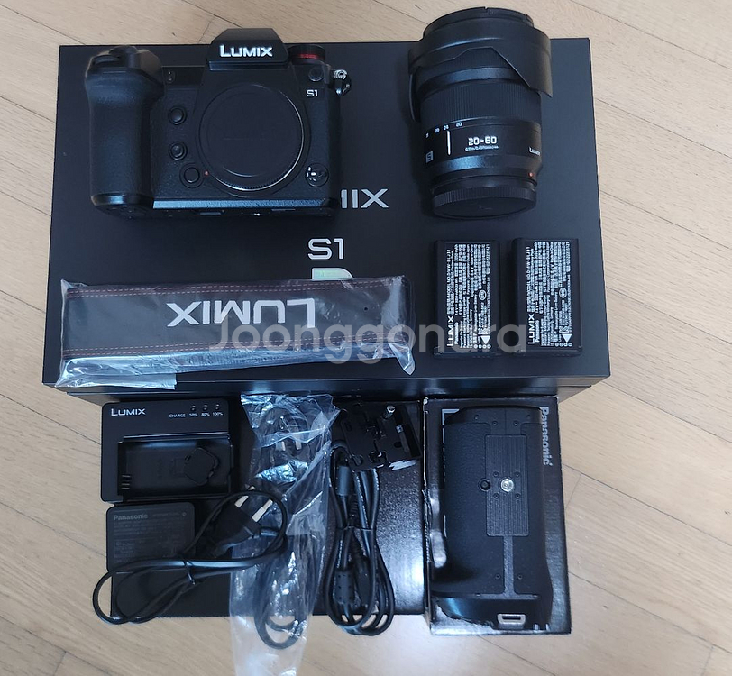 루믹스 S1 (Lumix DC-S1)/ S 2060렌즈--3