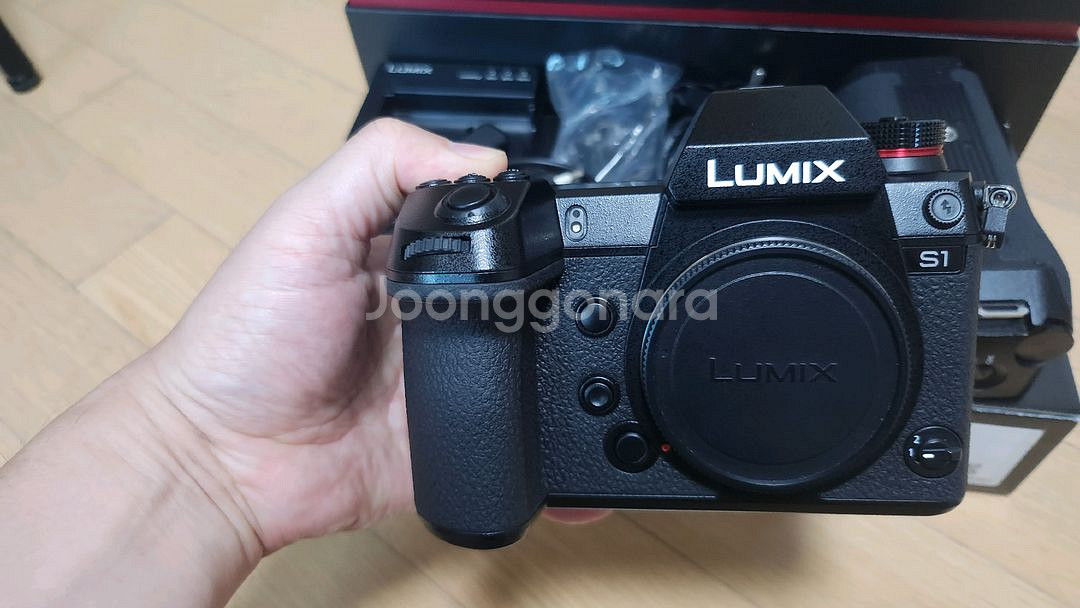 루믹스 S1 (Lumix DC-S1)/ S 2060렌즈--5