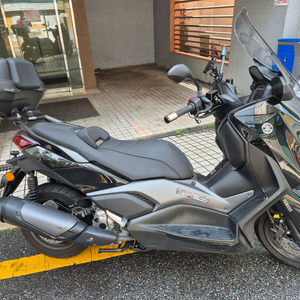 엑스맥스300 25년5월식 판매 합니다