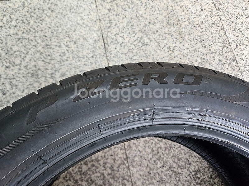 피넬리 피제로 PZ4 235-50-19 중고타이어--3