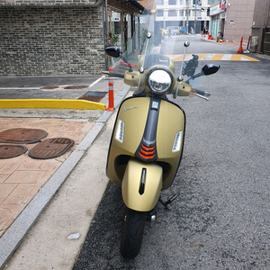 베스파gts125 24년식 스페셜 컬러 신차급판매합니다