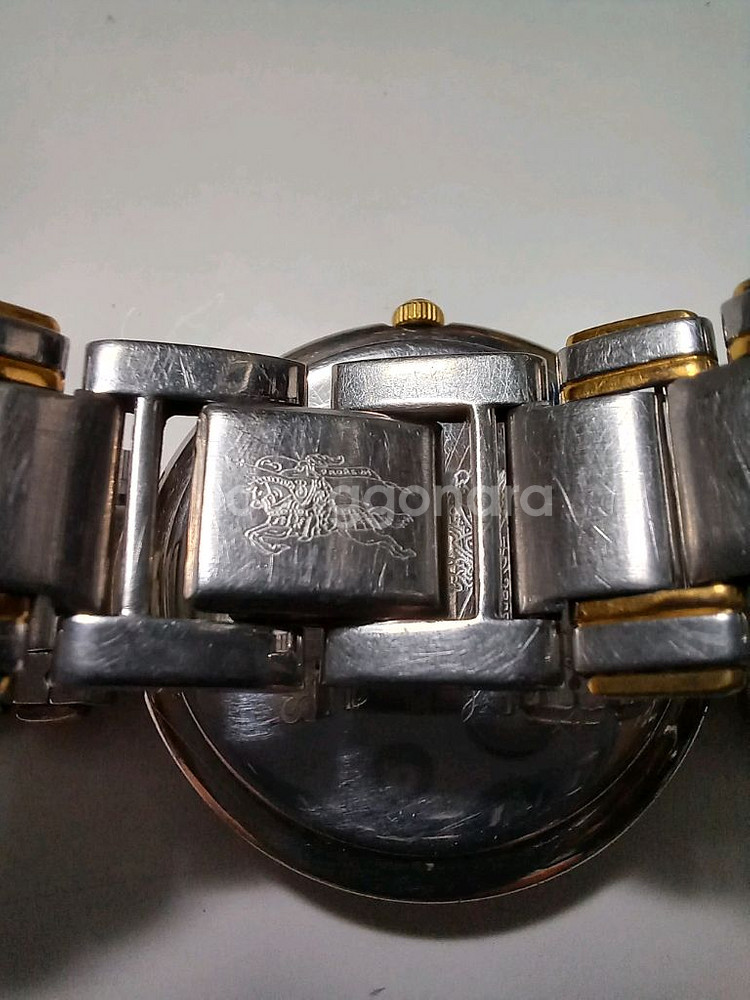 버버리오브런던SWISS 8000남성쿼츠시계--3