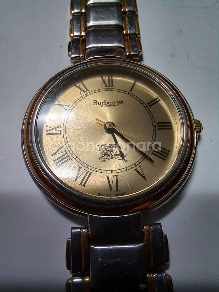 버버리오브런던SWISS 8000남성쿼츠시계--0