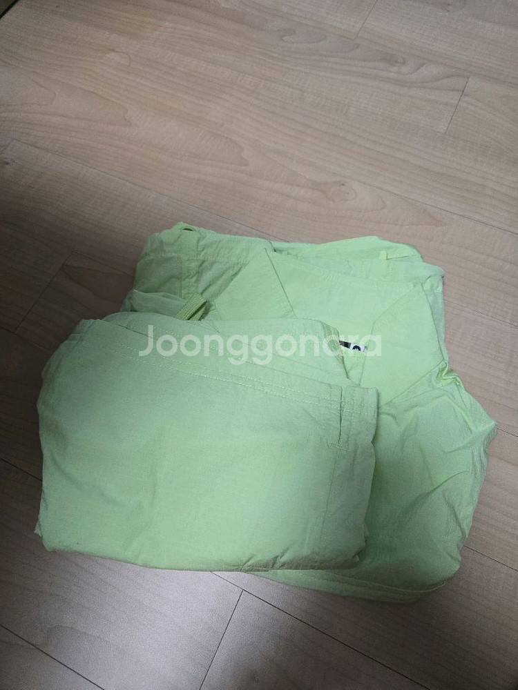 (새상품)아이스비스킷 나일론아노락세트--1