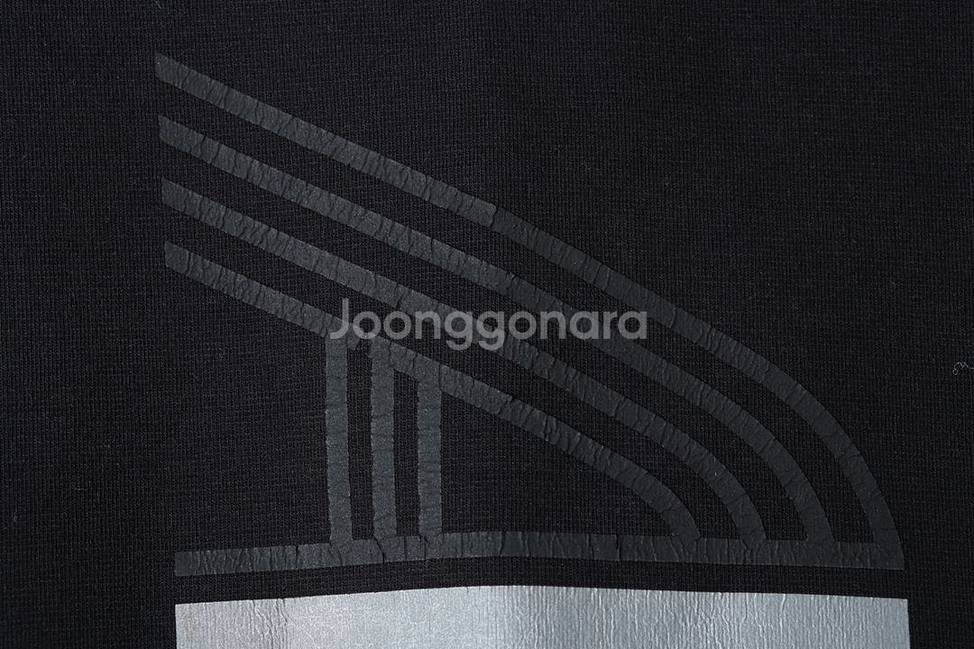 W(M) 데상트 반팔 티셔츠 사용감 블랙 크롭--4