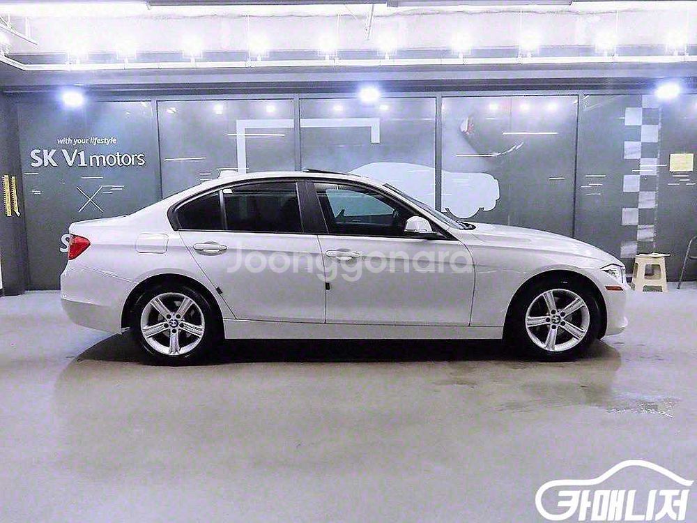 [BMW]3시리즈 (F30) 320d xDrive #앱--2