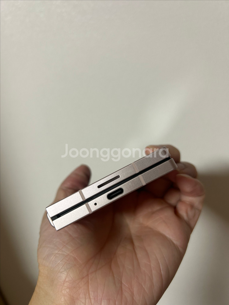 갤럭시Z폴드6 1Tb 1테라 자급제(핑크)--3