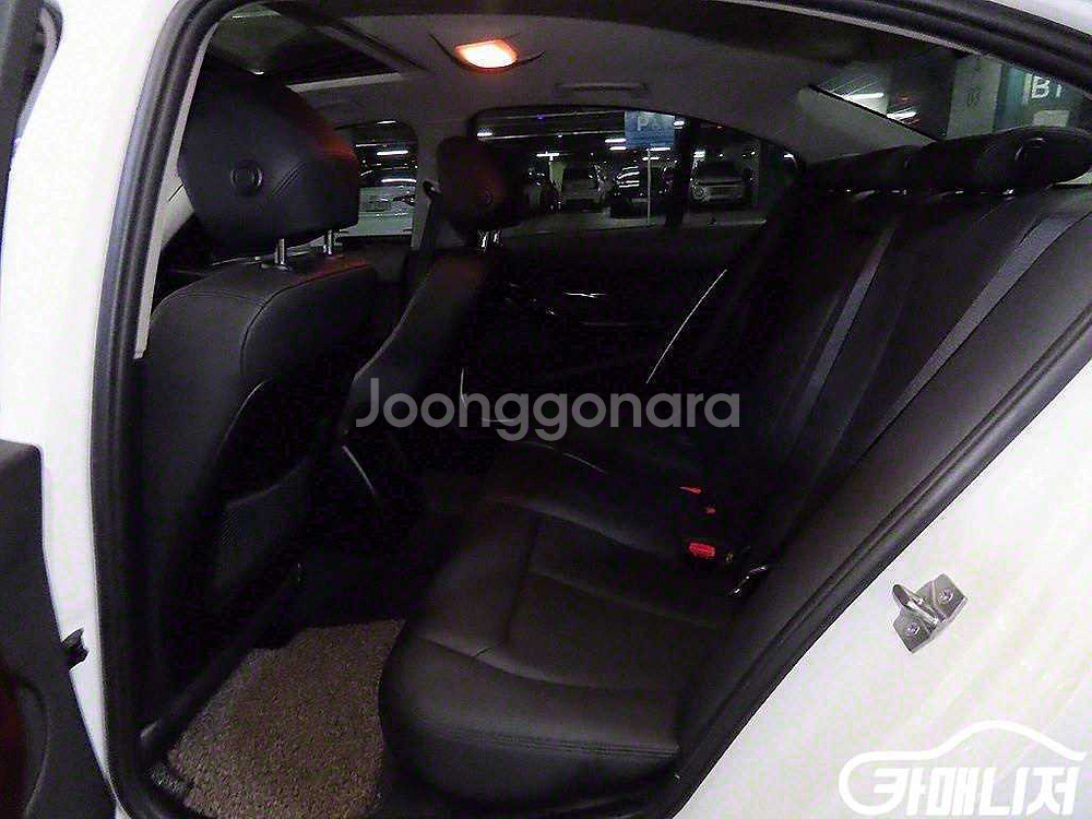 [BMW]3시리즈 (F30) 320d xDrive #앱--6