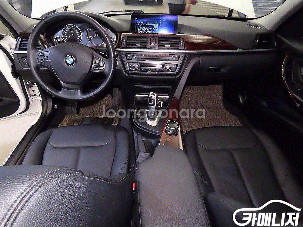 [BMW]3시리즈 (F30) 320d xDrive #앱--9