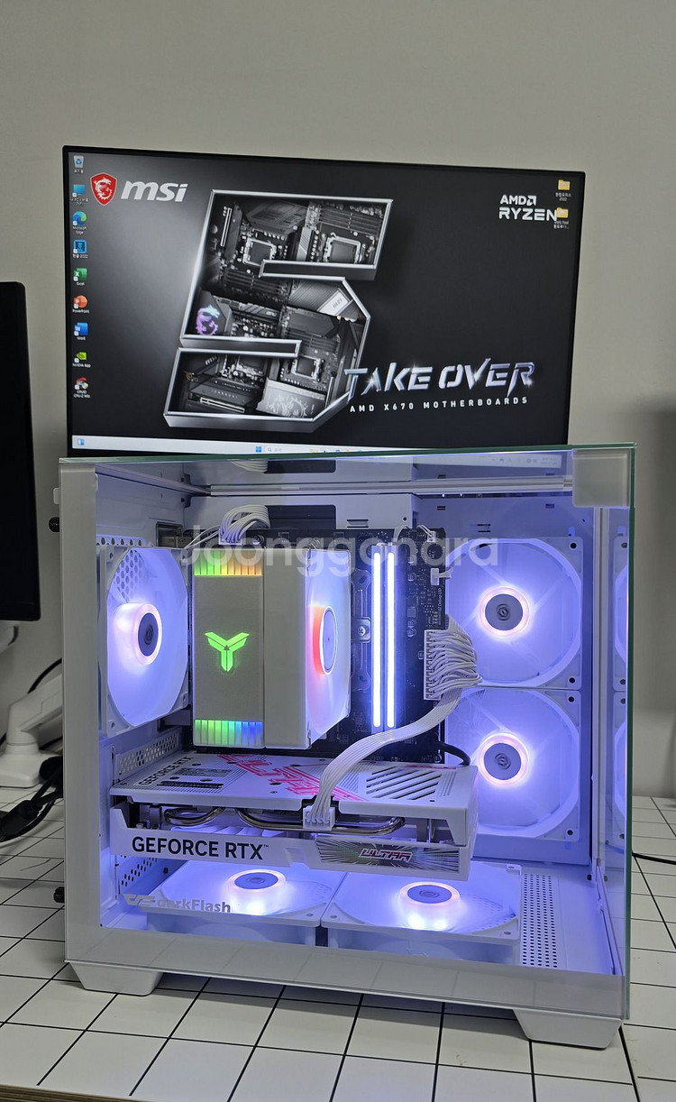 7500F, 5060ti 사각 큐브 화이트 어항PC--1