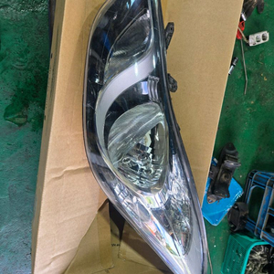 아반떼 MD 라이트 좌92101-3X000