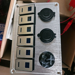 컨트롤러 스위치 판매합니다. 캠핑카.등등