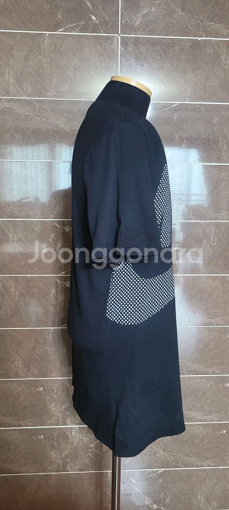 (남성100사이즈) 나이키 얇은 반팔티--1