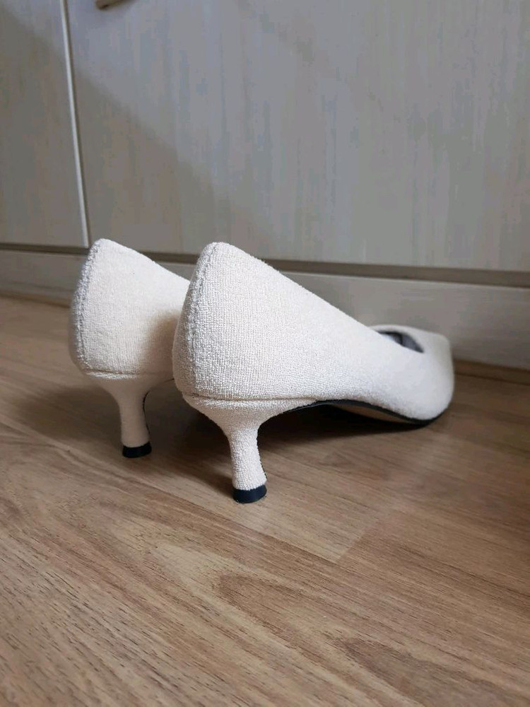 여성 구두 2종 이미지