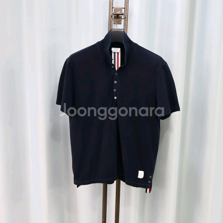 톰브라운 백삼선 네이비 카라 반팔 티셔츠 5/105--1