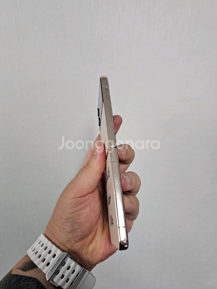 갤럭시z플립4 512G(화면멍)(기능이상무)--3