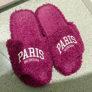발렌시아가 PARIS 퍼 슬리퍼 37 (240mm)