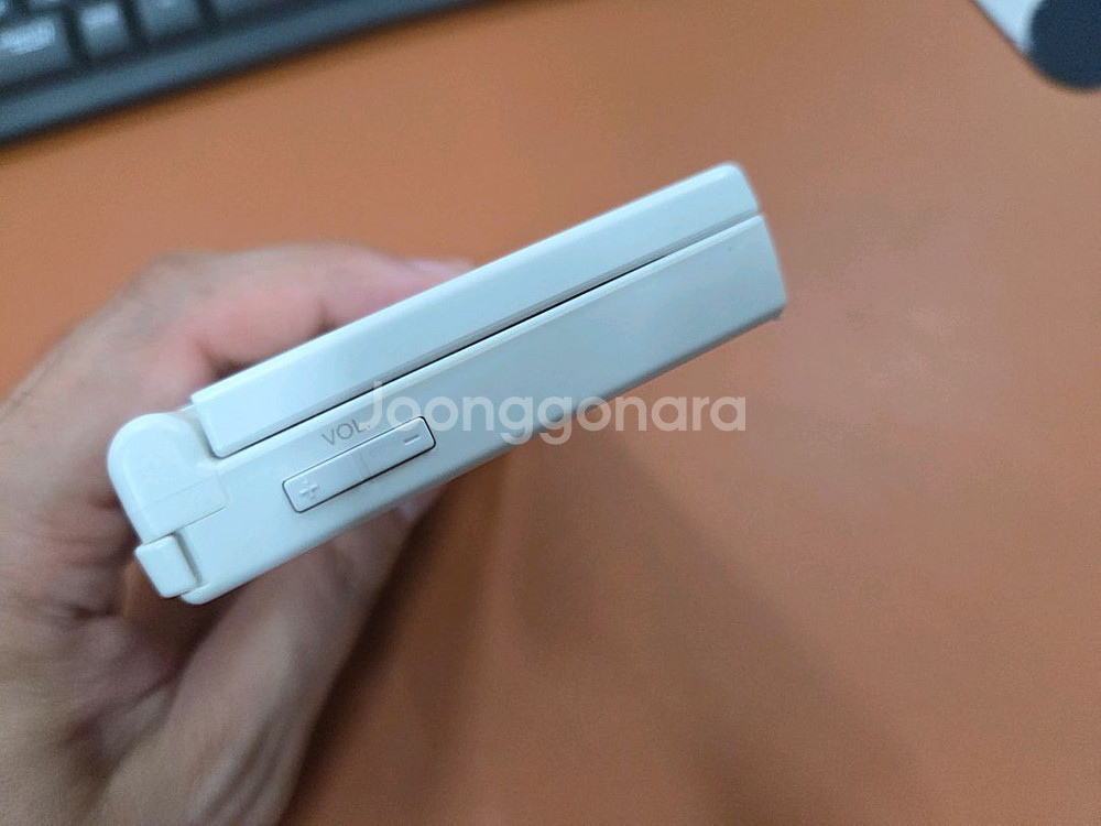 닌텐도 dsi 판매합니다.--7