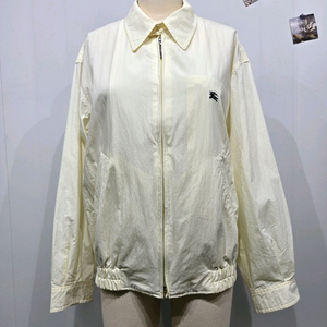 버버리 아이보리색 자켓
