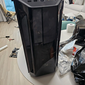쿨러마스터 520 케이스