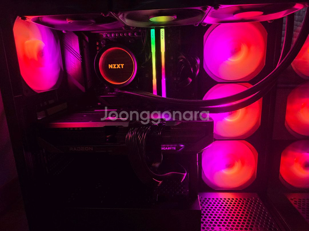 7800x3d 9070xt 3주사용 본체 판매합니다--0
