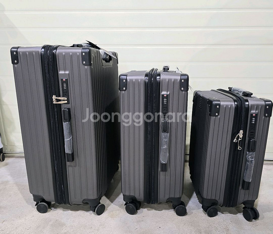 28,24,20인치 확장지퍼형 캐리어--1