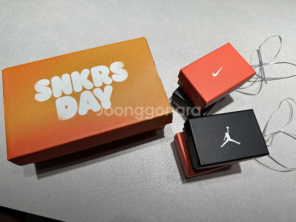 나이키 SNKRS 캔들--0