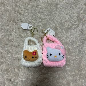 (새상품)키티 미니뜨개가방 에어팟케이스2개