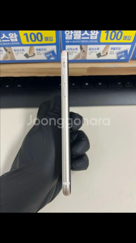 아이폰se3 64기가--7