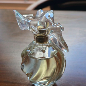 택포)희귀빈티지 니나리치 레흐뒤땅 향수 100ml