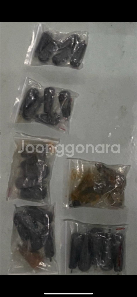 전동릴,배터리,우럭대,우럭채비,바늘,봉돌,거치대 등등--7