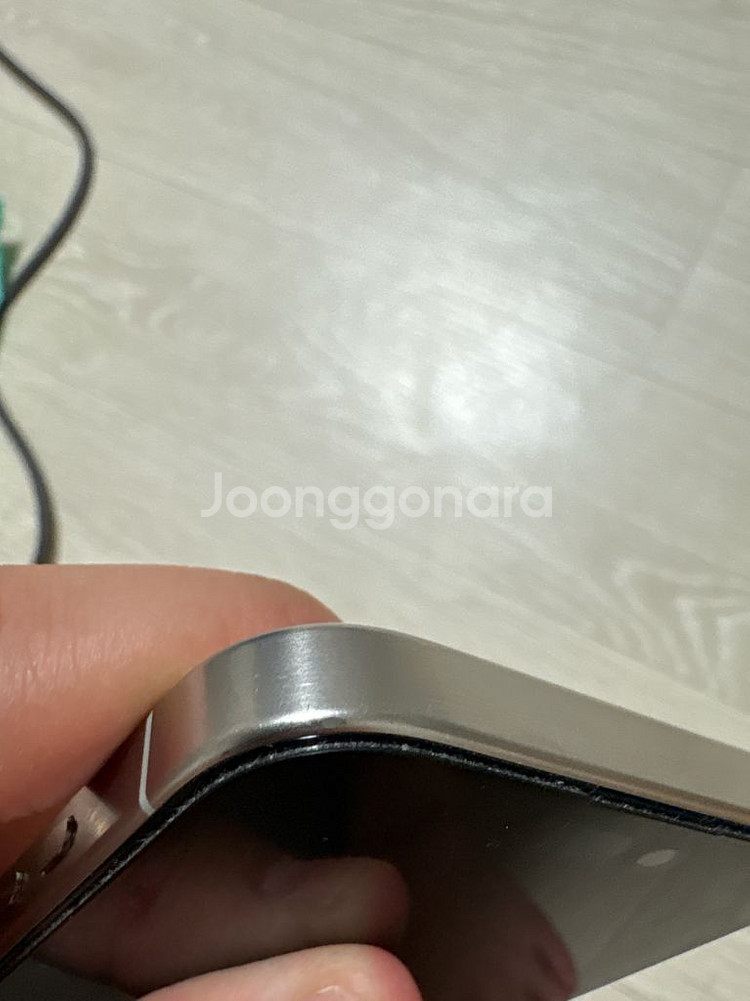 아이폰15프로 128g 상태좋습니다.--6