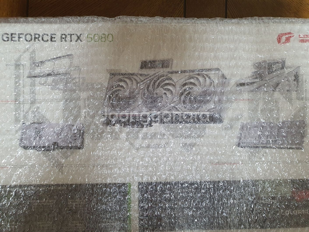 미개봉 컬러풀 RTX 5080 불칸 OC 화이트 팝니다--1