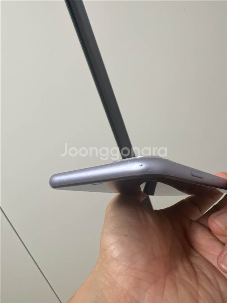 아이폰 11 퍼플 128GB A급--10