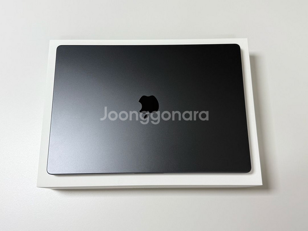 맥북 프로 16인치 M4 Max 64GB 메모리 1TB--3
