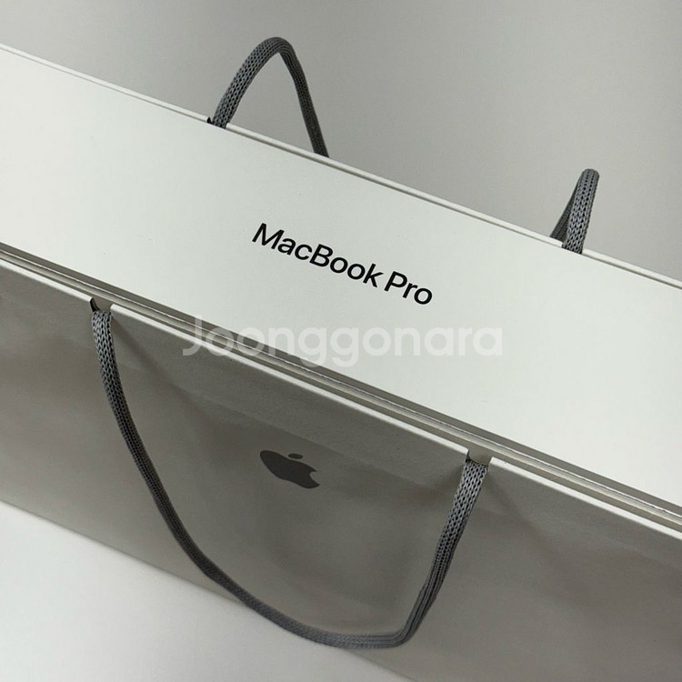 맥북 프로 16인치 M4 Max 64GB 메모리 1TB--9
