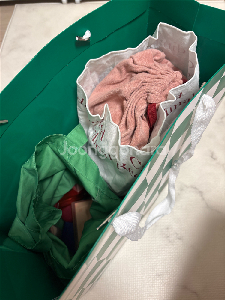 카디널레드 하우아백 믹스 백팩 (+25만원 화장품)--8