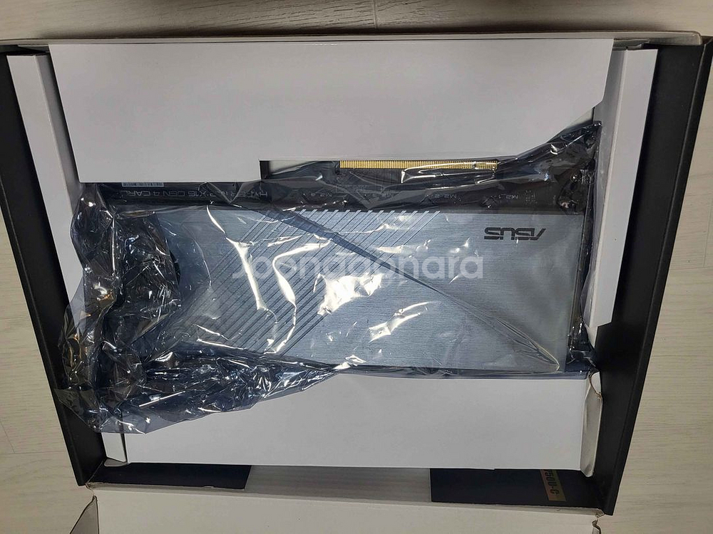 Asus hyper m.2 x16 gen4--0