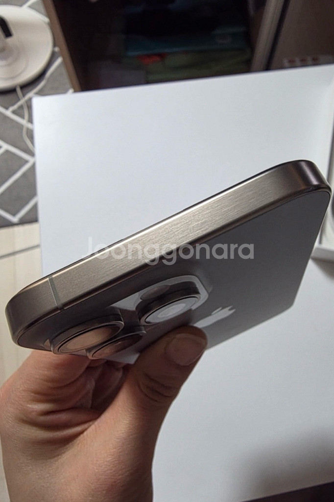 SS급 아이폰15프로맥스 256GB 네추럴티타늄--3