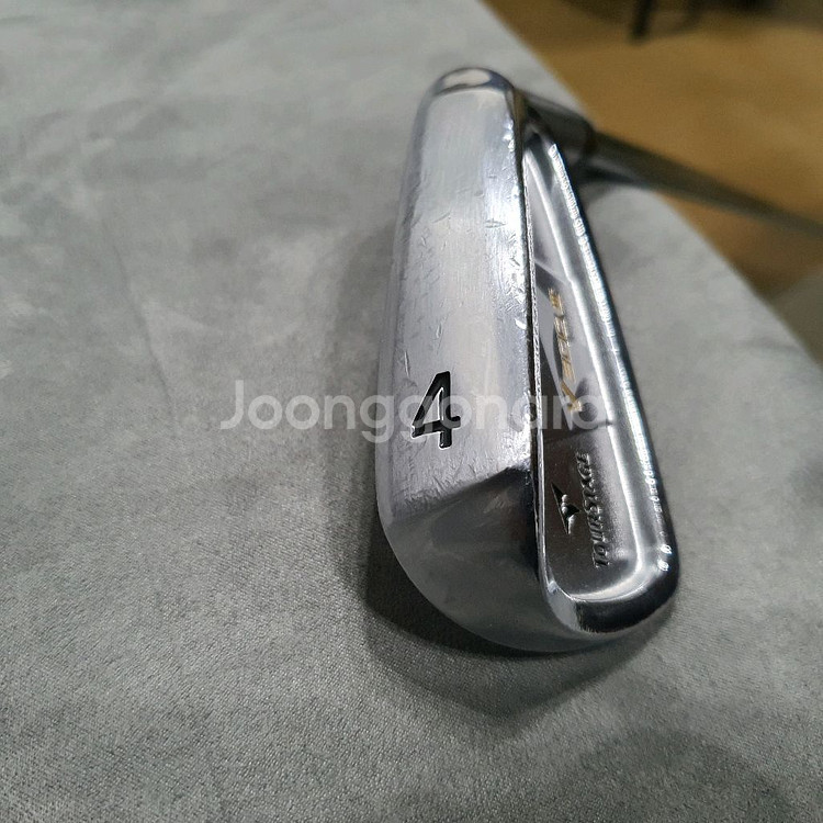 투어스테이지 V300-3세대(4번 아이언)경량스틸 R--1