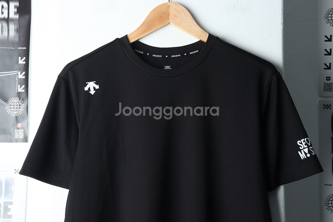(XL) 데상트 반팔 티셔츠 런닝 기능성 서울--2