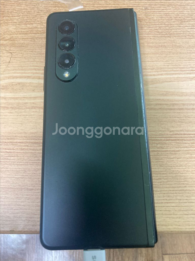 갤럭시Z폴드3 256 / *내부화면 고장*--1