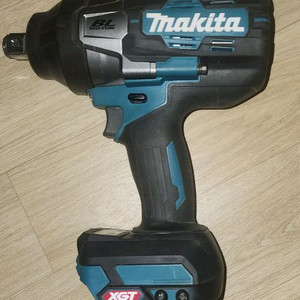 마끼다 TW001G 임팩트 렌치입니다