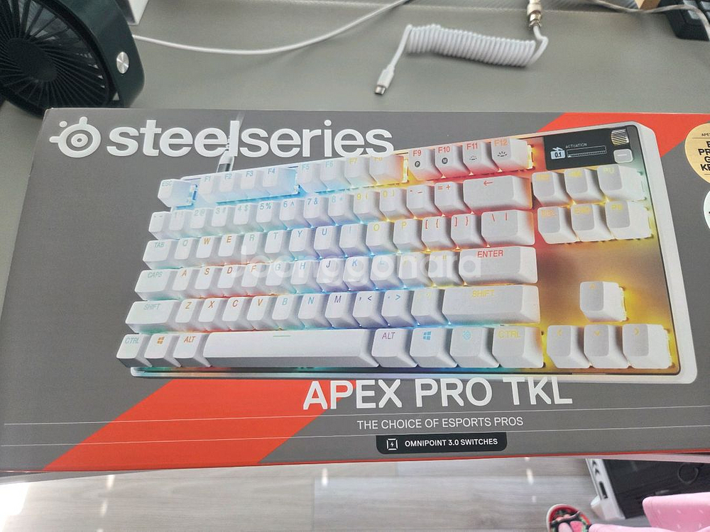 스틸시리즈 Apex Pro gen3 키보드 화이트 풀--0